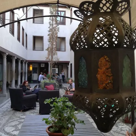 Isa Granada-2